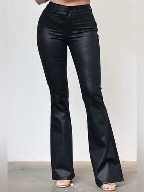 Vibrant Black Denim Jeans
